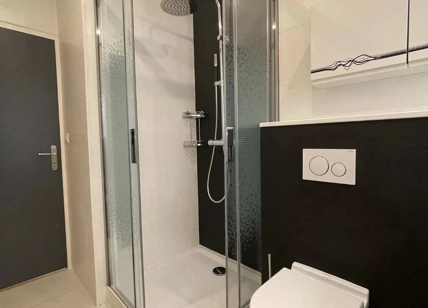Appart Palace Astoria - Climatise - 2 Balcons - 2 Sdb Apartment Aix-les-Bains