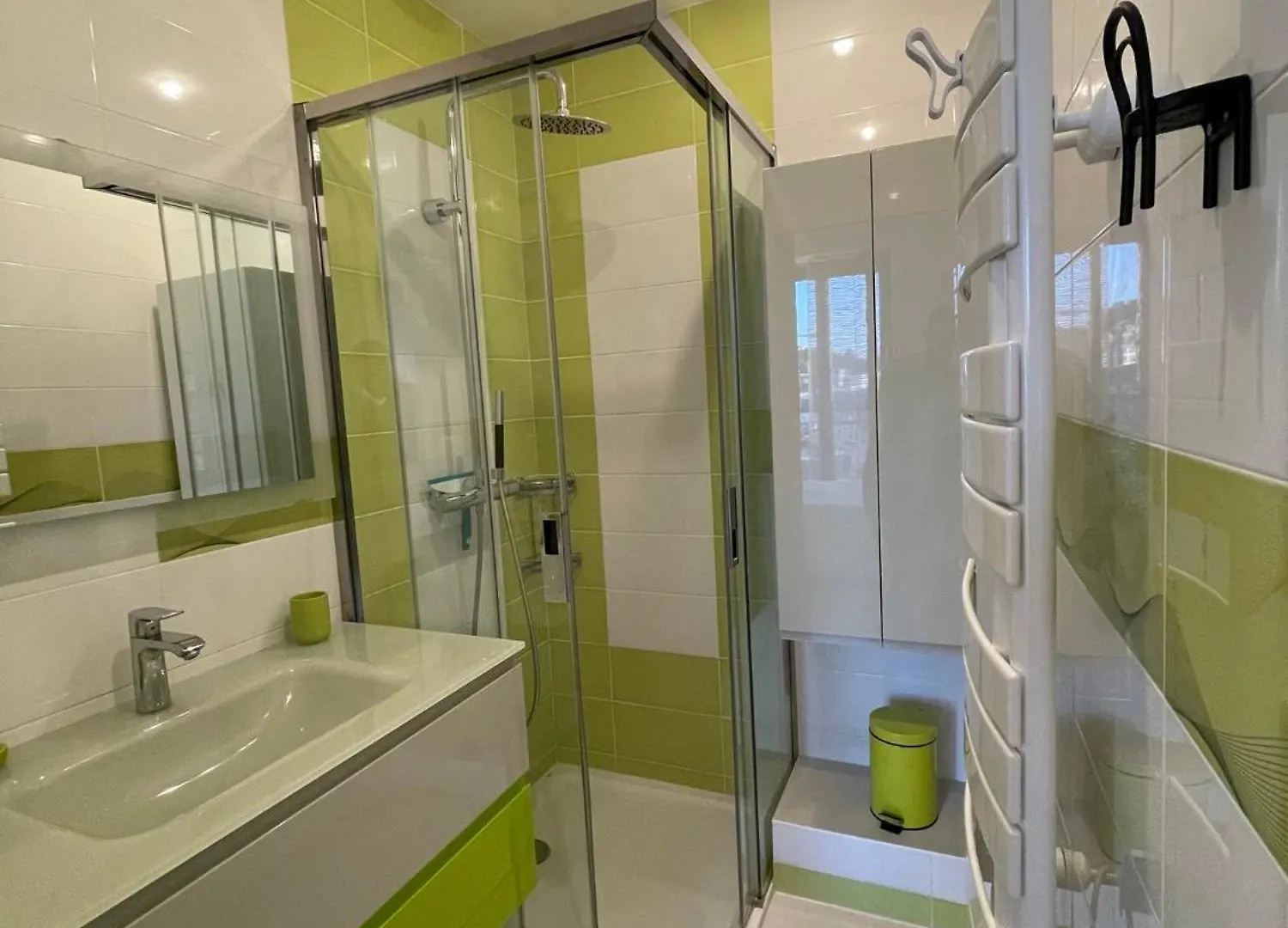Appart Palace Astoria - Climatise - 2 Balcons - 2 Sdb Apartment Aix-les-Bains